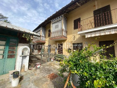 Pecetto Torinese, Via Gibellini