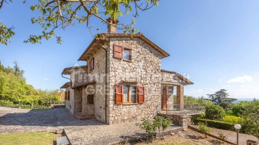 Villa plurifamiliare, ottimo stato, 285 m², Centro, Sarteano