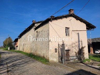 Cascina via Madonna delle Grazie 31, Bibiana