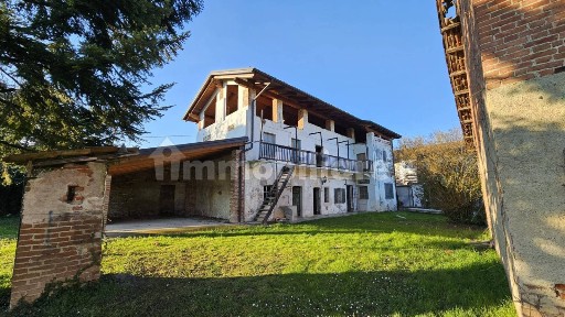 Rivara, Via Bussi, 15