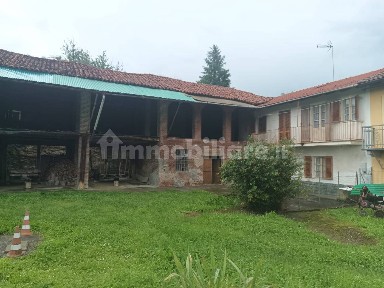 Cascina via Tetti Bussetti, Pavarolo