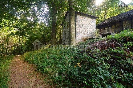 Rustico pra di vico 24, Valchiusa