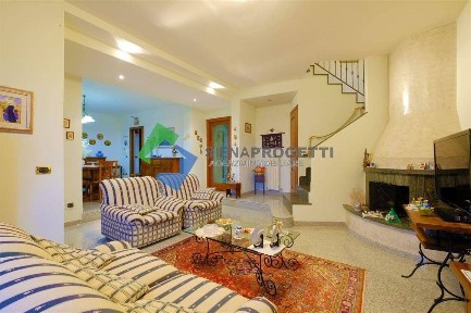 Villa unifamiliare, ottimo stato, 253 m², Centro, Asciano