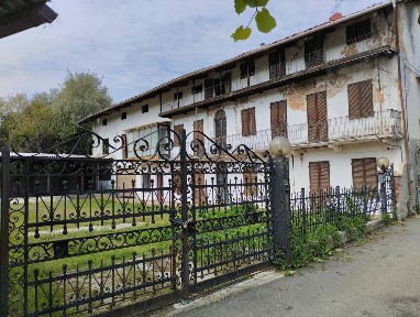 Casale via Cernaia 24, Centro, Mercenasco