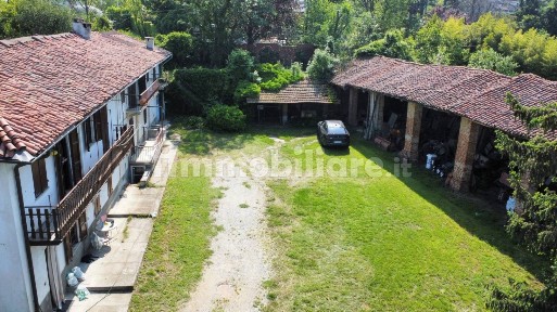 Rustico Strada Sabena, Pecetto Torinese