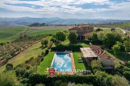 Villa unifamiliare, ottimo stato, 723 m², Asciano