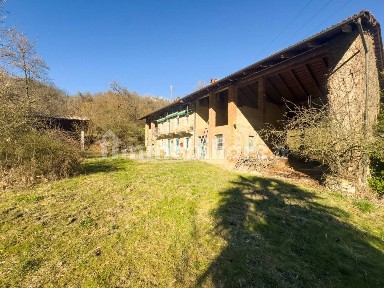 Rustico Strada Villanova, Castagneto Po