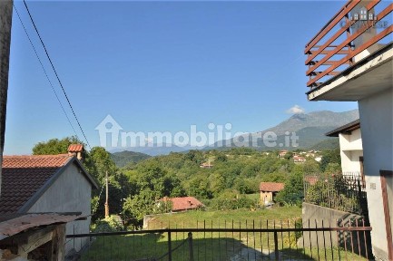 Rustico via costeggio, Val di Chy