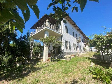 Cascina via Grisoglio, Brozolo