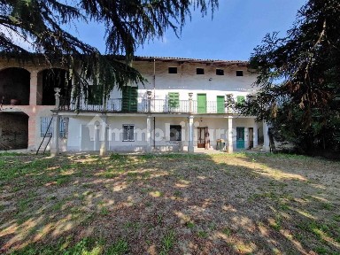 Cascina Strada Giacotino 1, Bollengo