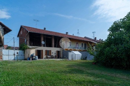 Chivasso, Via Cene, 25