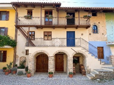 Casa colonica Strada Canali Bassi 052, Cumiana