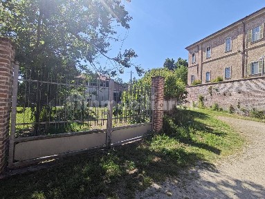 Rustico piazza Antica Abbazia 12, Santa Rita, Tuninetti, Carmagnola