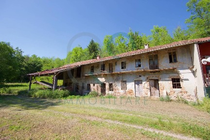 Cascina via Lucco, Centro, Marentino