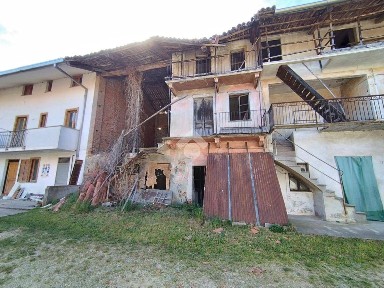 Rustico via Solferino, Borgomasino