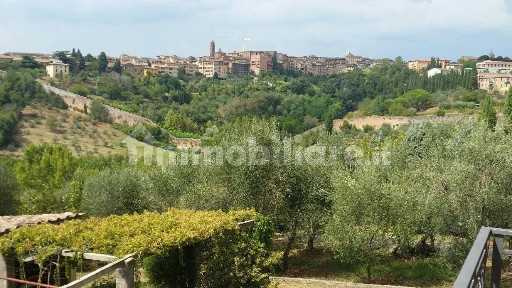 Siena, Porta Tufi