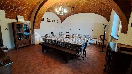 Villa unifamiliare 260 m², Centro, Sinalunga