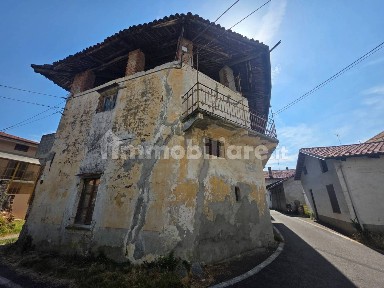 Rustico via Domenico Benedetto 10, Grosso