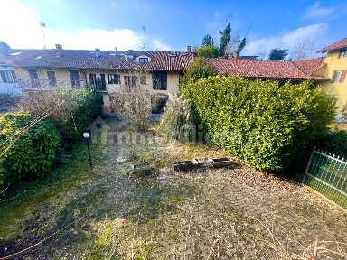 Cascina via Casa Verde 9, Pino Torinese
