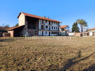 Rustico via Ines Magnoni 1, Villanova Canavese