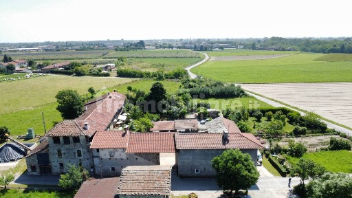 Cascina via delle Basse 23, Osasco
