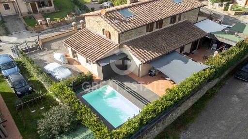 Villa plurifamiliare, nuova, 158 m², Centro, Buonconvento