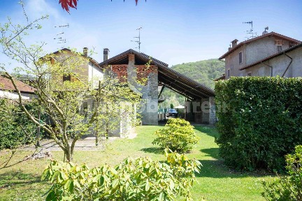 Casale via per Invorio 11, Ghevio, Meina