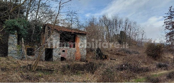 Cascina, da ristrutturare, 80 m², Nebbiuno