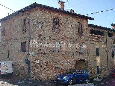 Rustico via Quagliotti, 23, Centro, Borgomanero