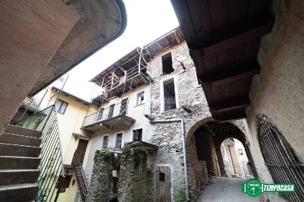 Rustico via Pariani 3/Sovazza, Centro, Armeno