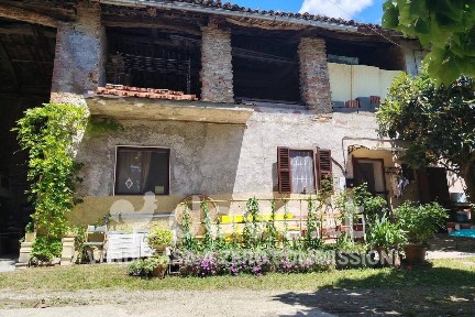 Rustico via Sant'Orsola 32, Brusasco