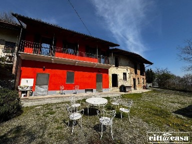 Cascina, ottimo stato, 290 m², Centro, Lauriano