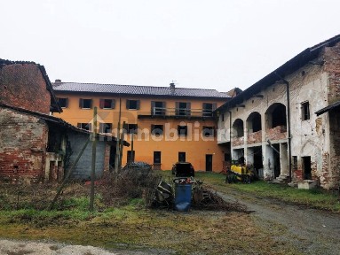 Rustico località cigliegi selvatici, Bellinzago Novarese