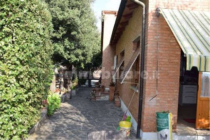 Villa unifamiliare, ottimo stato, 320 m², Centro, Sinalunga