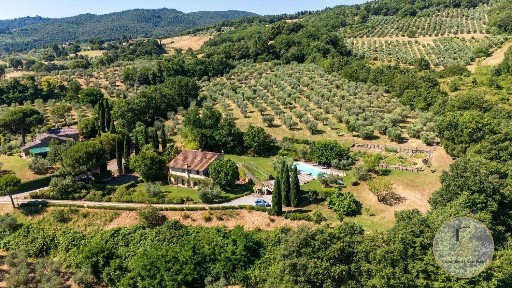 Villa unifamiliare, buono stato, 621 m², Cetona
