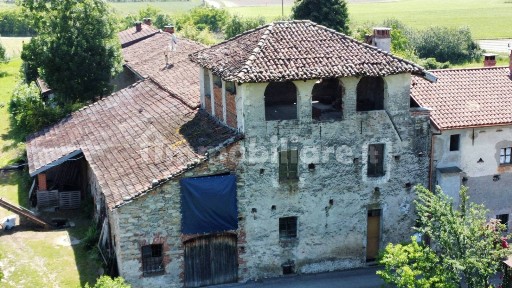 Cascina via delle Basse 23, Osasco