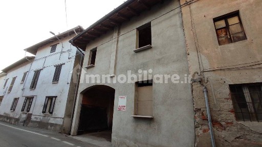 Rustico via Giacomo Matteotti 55, Centro, Suno