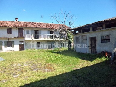 Casale via San Rocco 5, Baudenasca, Pinerolo