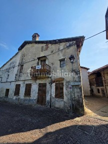 Balangero, Via Lanzo, 7