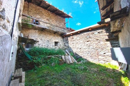 Rustico via Puy e Pequerel, Centro, Fenestrelle