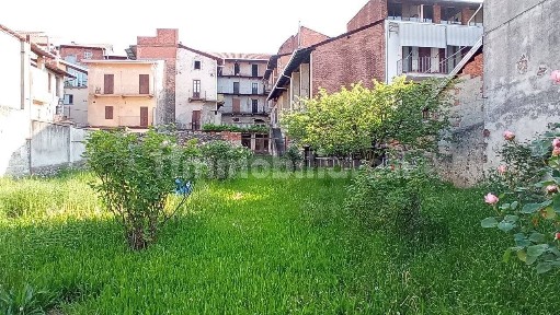 Rustico corso Roma 14, Centro, Romagnano Sesia