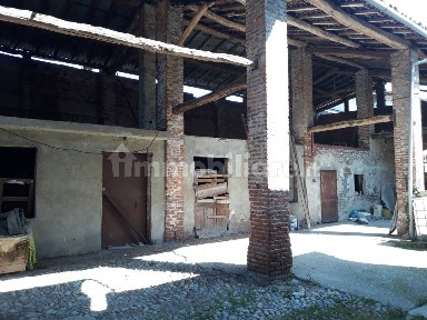 Cameri, Via Novara