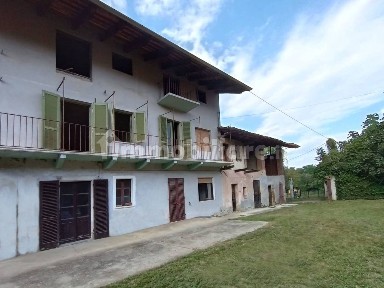 Casale, da ristrutturare, 476 m², Vische