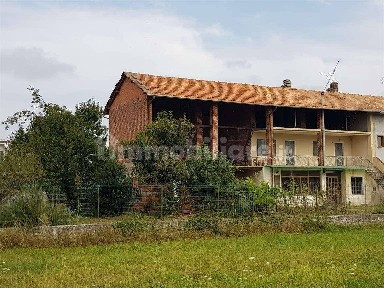 Rustico via Don Minzoni, Cavaglio d'Agogna