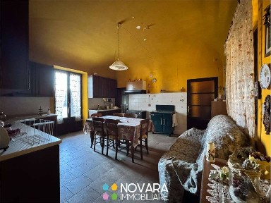 Rustico, da ristrutturare, 434 m², Caltignaga