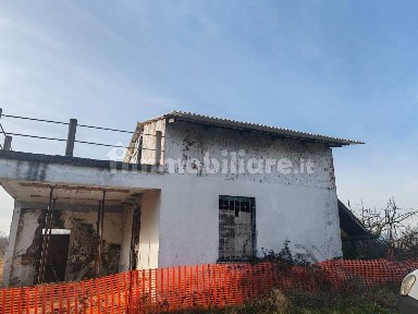 Casale Strada Provinciale 20, Barengo