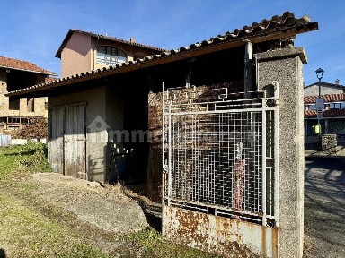 Casale via Gatta, Samone