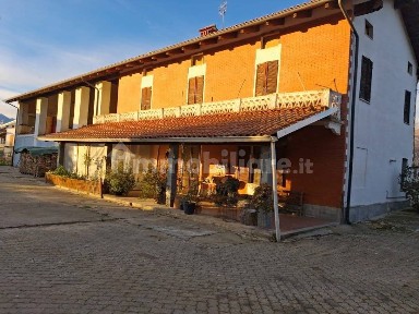 Cascina via Statale, Bollengo