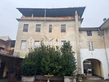 Casa colonica via Castello 3, Cerano