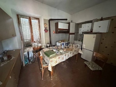Cascina via Angelo Valazza, Baraggia, Boca